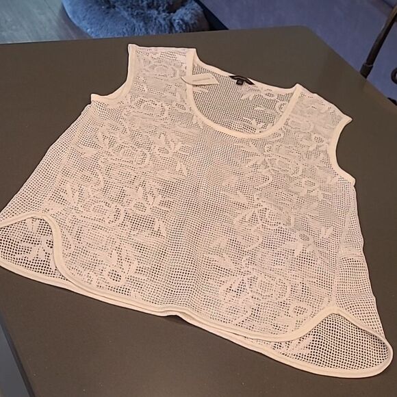 Banana Republic sz L open crocheted top - Picture 7 of 11